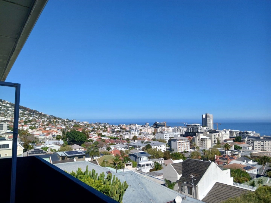 To Let 2 Bedroom Property for Rent in Sea Point Western Cape
